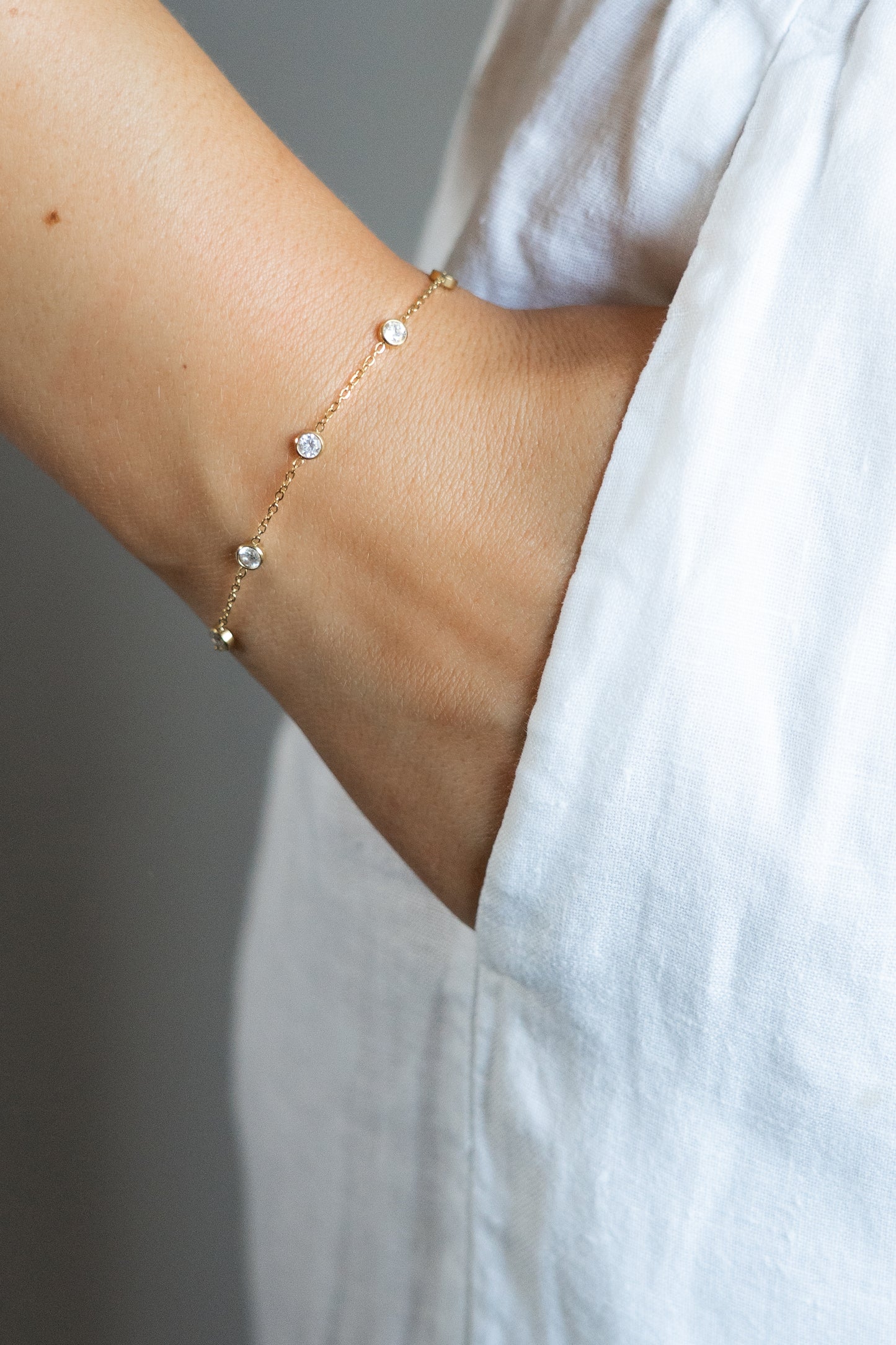 Diamond dot bracelet