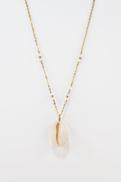 Golden Shell Necklace